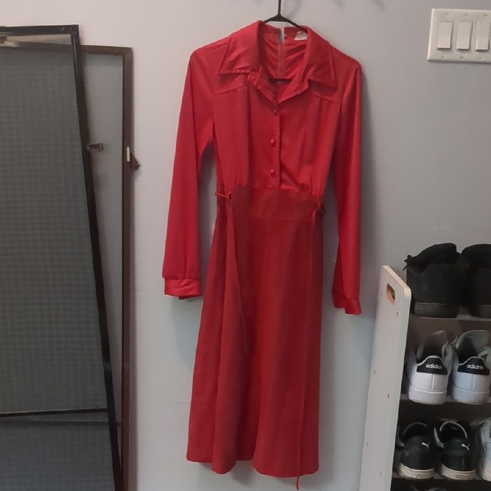 Chic Long Sleeve Red Dress